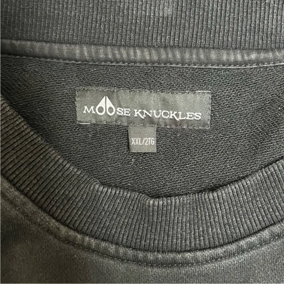 Moose Knuckles Logo Sweatshirt in Black - Picture 7 of 9